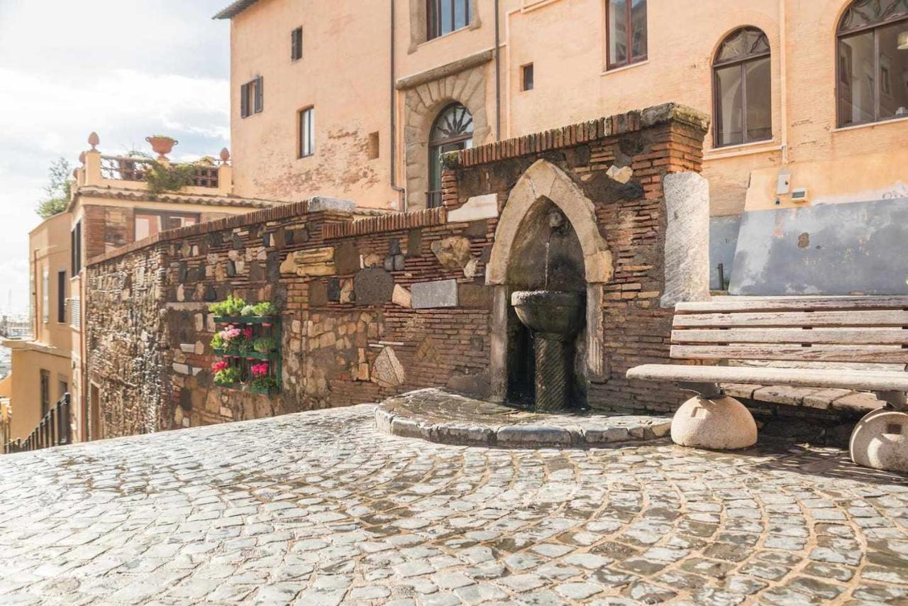 Little Medieval House Nettuno Exterior foto
